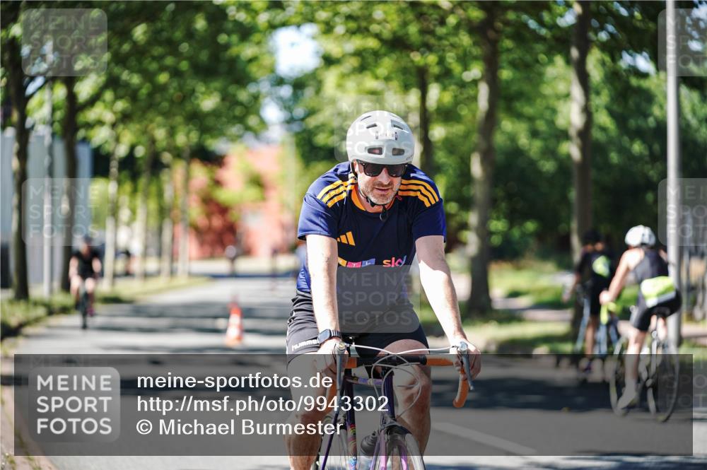 09.08.2026 - GEWOBA Citytriathlon Bremen Michael Burmester http://msf.ph/oto/9943302 09.08.2026 14:42:41 Radfahren 195, 233, 268, 281, 348, 421 meine-sportfotos.de