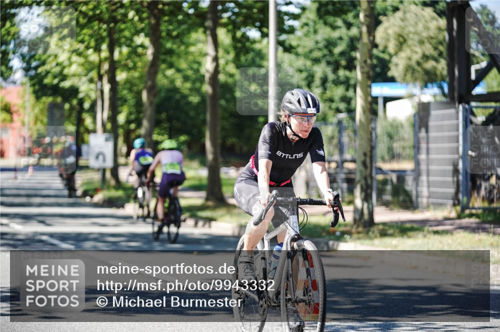 09.08.2026 - GEWOBA Citytriathlon Bremen Michael Burmester http://msf.ph/oto/9943332 09.08.2026 14:43:20 Radfahren 201, 361, 430, 432, 436, 463, 480, 525 meine-sportfotos.de