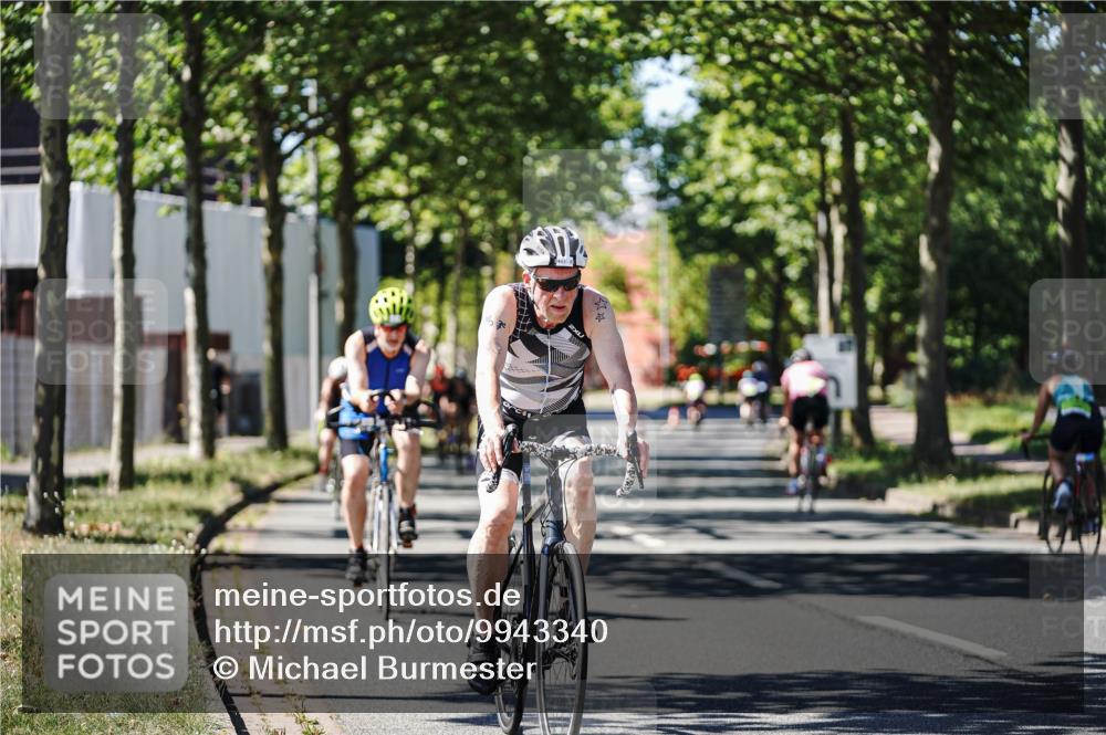 09.08.2026 - GEWOBA Citytriathlon Bremen Michael Burmester http://msf.ph/oto/9943340 09.08.2026 14:43:28 Radfahren 194, 275, 361, 432, 436, 463, 494 meine-sportfotos.de