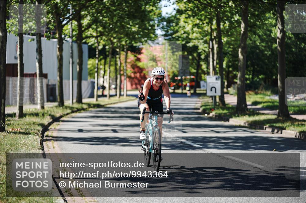 09.08.2026 - GEWOBA Citytriathlon Bremen Michael Burmester http://msf.ph/oto/9943364 09.08.2026 14:43:49 Radfahren 198, 452, 489, 516 meine-sportfotos.de