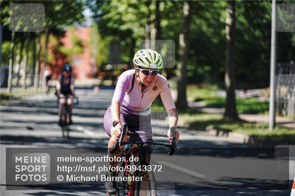 09.08.2026 - GEWOBA Citytriathlon Bremen Michael Burmester http://msf.ph/oto/9943372 09.08.2026 14:44:10 Radfahren 107, 209, 241, 303, 318, 502 meine-sportfotos.de