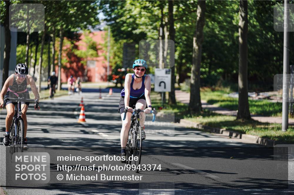 09.08.2026 - GEWOBA Citytriathlon Bremen Michael Burmester http://msf.ph/oto/9943374 09.08.2026 14:44:11 Radfahren 107, 209, 241, 303, 318, 502 meine-sportfotos.de
