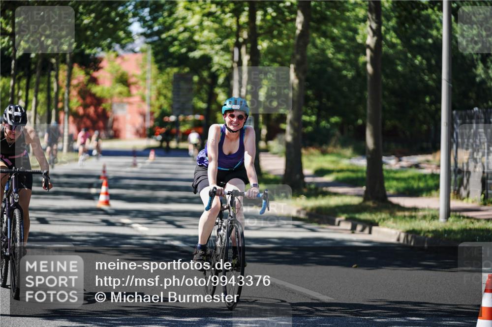 09.08.2026 - GEWOBA Citytriathlon Bremen Michael Burmester http://msf.ph/oto/9943376 09.08.2026 14:44:12 Radfahren 107, 209, 241, 303, 318, 502 meine-sportfotos.de