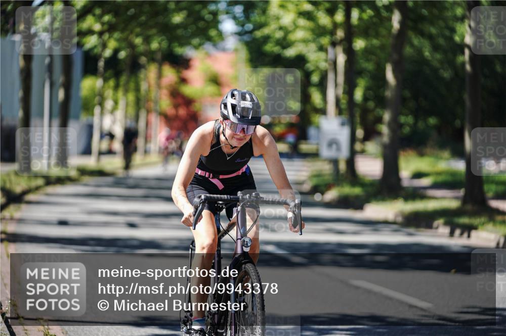 09.08.2026 - GEWOBA Citytriathlon Bremen Michael Burmester http://msf.ph/oto/9943378 09.08.2026 14:44:12 Radfahren 107, 209, 241, 303, 318, 502 meine-sportfotos.de