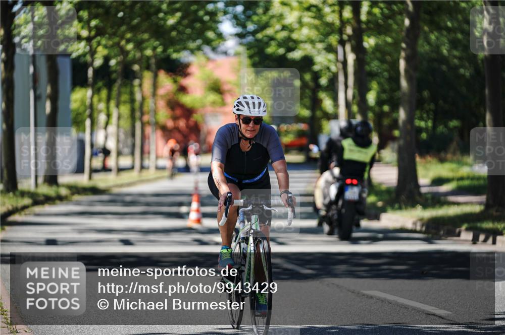 09.08.2026 - GEWOBA Citytriathlon Bremen Michael Burmester http://msf.ph/oto/9943429 09.08.2026 14:45:42 Radfahren 248, 380, 460, 465, 505 meine-sportfotos.de