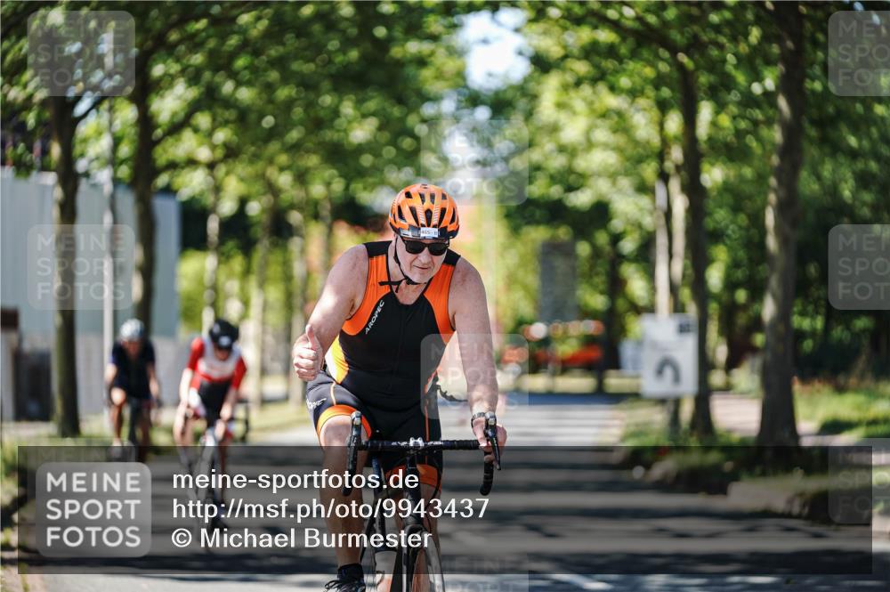 09.08.2026 - GEWOBA Citytriathlon Bremen Michael Burmester http://msf.ph/oto/9943437 09.08.2026 14:45:52 Radfahren 246, 248, 332, 367, 451, 465, 496, 524 meine-sportfotos.de