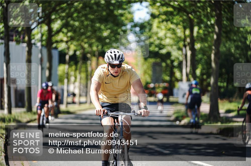 09.08.2026 - GEWOBA Citytriathlon Bremen Michael Burmester http://msf.ph/oto/9943451 09.08.2026 14:46:01 Radfahren 246, 332, 367, 451, 496, 524 meine-sportfotos.de