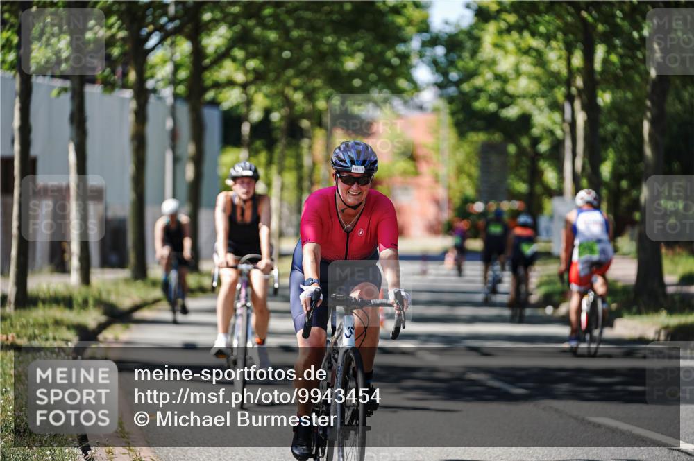 09.08.2026 - GEWOBA Citytriathlon Bremen Michael Burmester http://msf.ph/oto/9943454 09.08.2026 14:46:03 Radfahren 246, 332, 367, 451, 496, 524 meine-sportfotos.de
