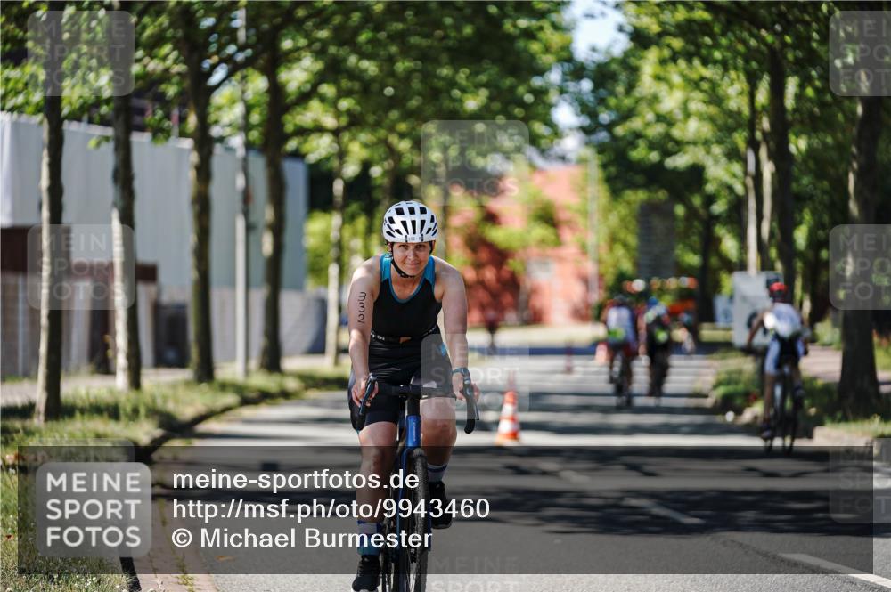 09.08.2026 - GEWOBA Citytriathlon Bremen Michael Burmester http://msf.ph/oto/9943460 09.08.2026 14:46:06 Radfahren 246, 332, 367, 496 meine-sportfotos.de