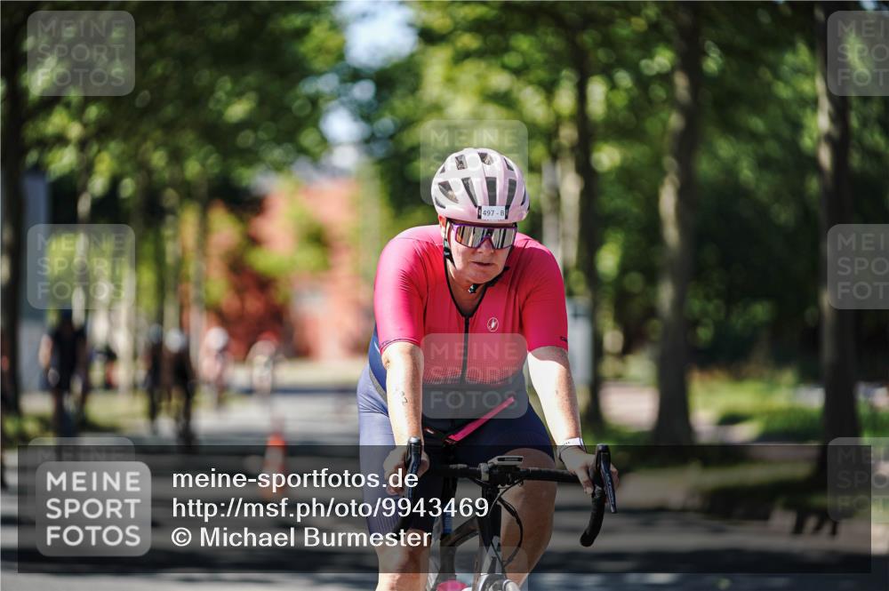 09.08.2026 - GEWOBA Citytriathlon Bremen Michael Burmester http://msf.ph/oto/9943469 09.08.2026 14:46:47 Radfahren 392, 414, 447, 483, 488, 497, 506 meine-sportfotos.de