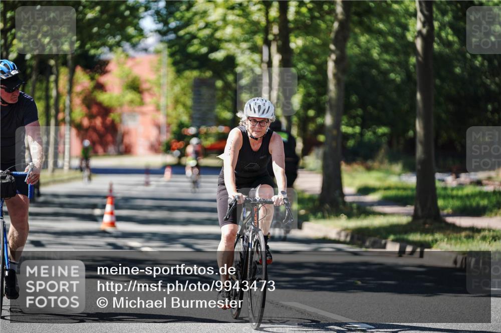 09.08.2026 - GEWOBA Citytriathlon Bremen Michael Burmester http://msf.ph/oto/9943473 09.08.2026 14:46:51 Radfahren 392, 414, 447, 464, 483, 488, 497, 506 meine-sportfotos.de