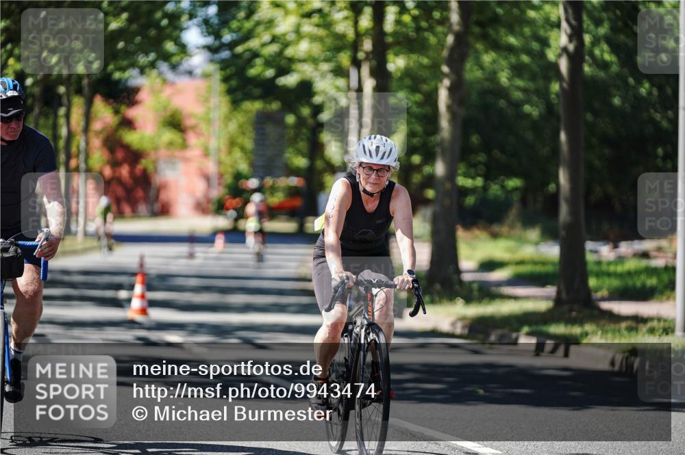 09.08.2026 - GEWOBA Citytriathlon Bremen Michael Burmester http://msf.ph/oto/9943474 09.08.2026 14:46:51 Radfahren 392, 414, 447, 464, 483, 488, 497, 506 meine-sportfotos.de