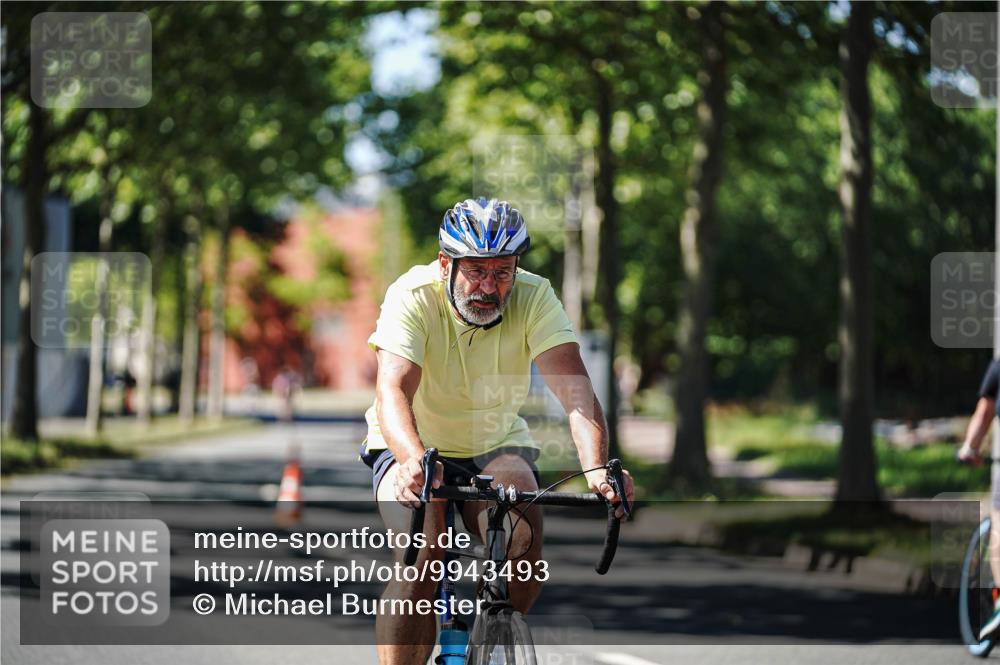 09.08.2026 - GEWOBA Citytriathlon Bremen Michael Burmester http://msf.ph/oto/9943493 09.08.2026 14:47:06 Radfahren 298, 414, 461, 464 meine-sportfotos.de