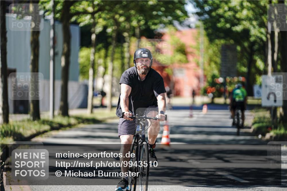 09.08.2026 - GEWOBA Citytriathlon Bremen Michael Burmester http://msf.ph/oto/9943510 09.08.2026 14:48:00 Radfahren 366, 459, 491, 492 meine-sportfotos.de