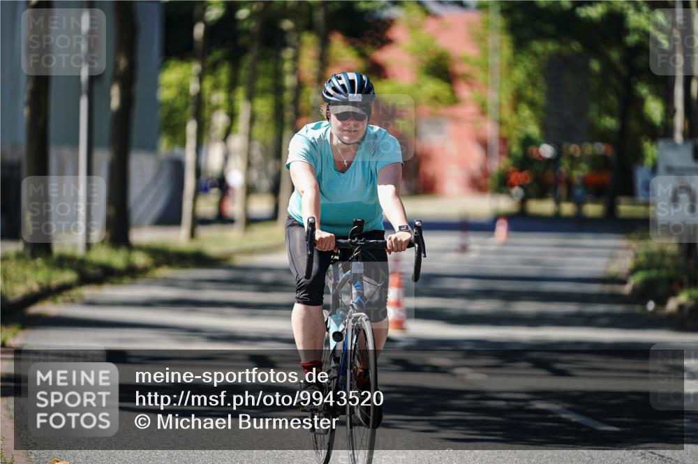 09.08.2026 - GEWOBA Citytriathlon Bremen Michael Burmester http://msf.ph/oto/9943520 09.08.2026 14:48:21 Radfahren 333 meine-sportfotos.de
