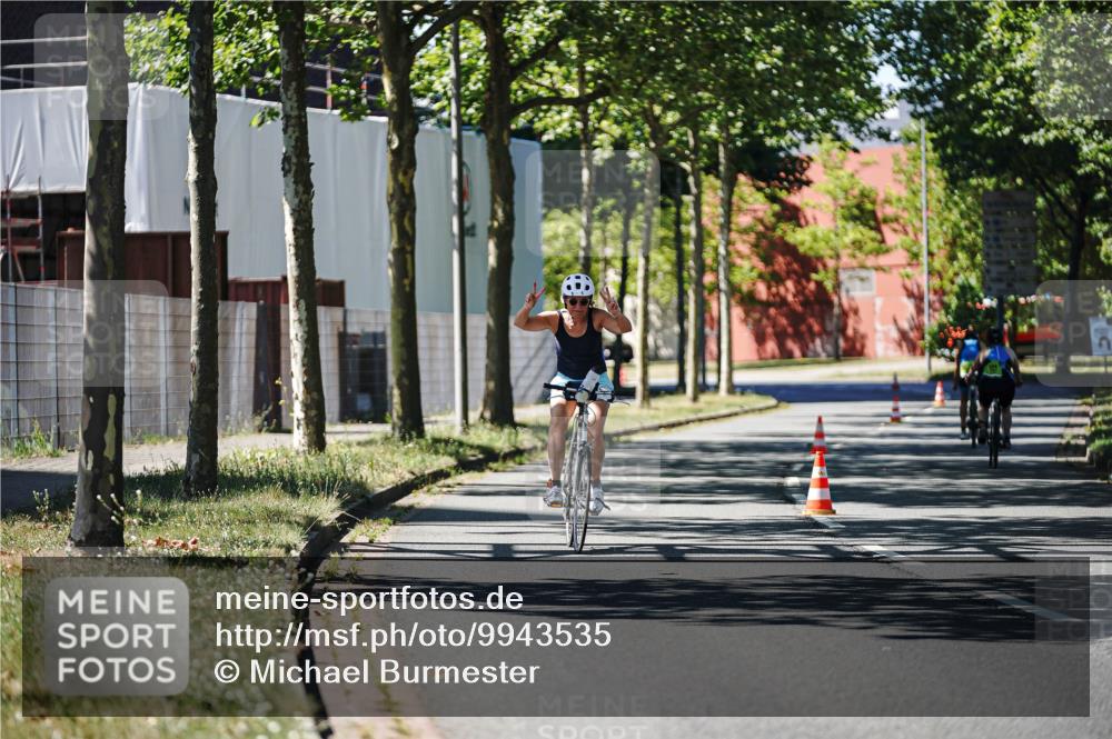 09.08.2026 - GEWOBA Citytriathlon Bremen Michael Burmester http://msf.ph/oto/9943535 09.08.2026 14:49:01 Radfahren 315, 443, 518 meine-sportfotos.de