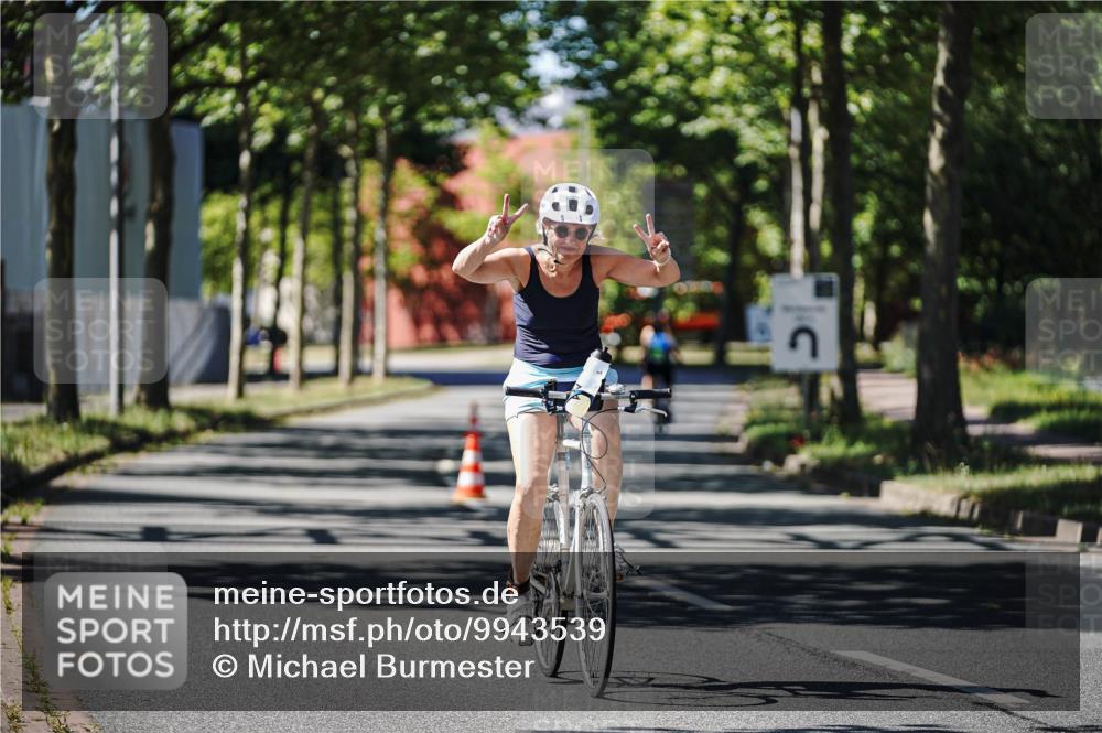 09.08.2026 - GEWOBA Citytriathlon Bremen Michael Burmester http://msf.ph/oto/9943539 09.08.2026 14:49:03 Radfahren 315, 518 meine-sportfotos.de