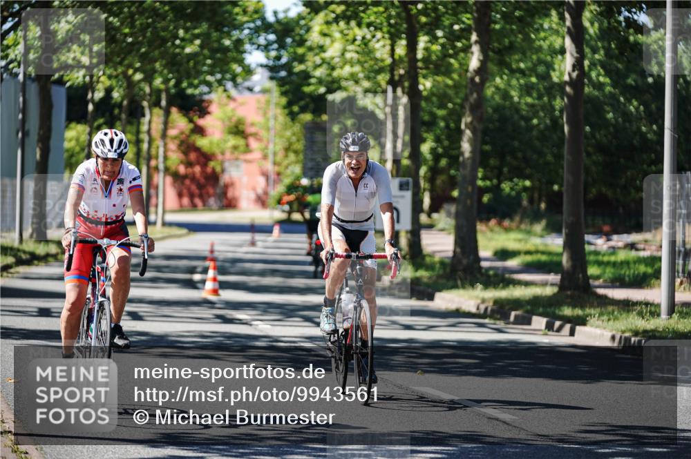 09.08.2026 - GEWOBA Citytriathlon Bremen Michael Burmester http://msf.ph/oto/9943561 09.08.2026 14:52:15 Radfahren 469, 512 meine-sportfotos.de
