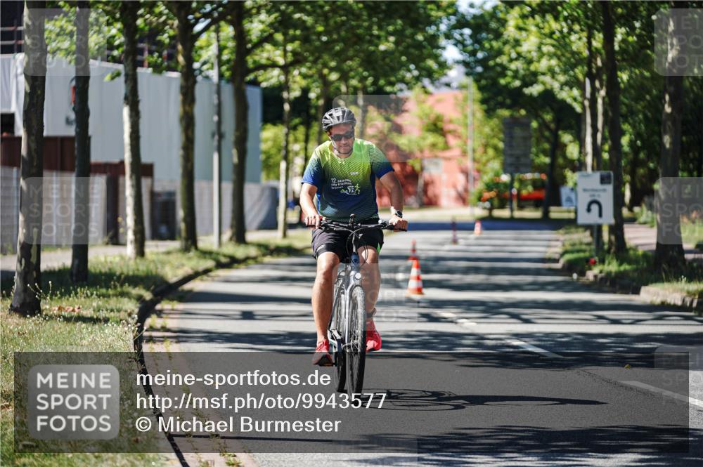 09.08.2026 - GEWOBA Citytriathlon Bremen Michael Burmester http://msf.ph/oto/9943577 09.08.2026 14:53:17 Radfahren 406 meine-sportfotos.de
