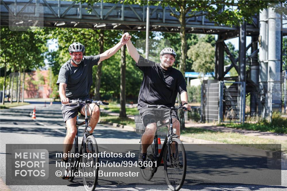 09.08.2026 - GEWOBA Citytriathlon Bremen Michael Burmester http://msf.ph/oto/9943601 09.08.2026 14:58:55 Radfahren 55, 444 meine-sportfotos.de