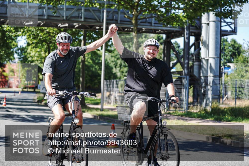 09.08.2026 - GEWOBA Citytriathlon Bremen Michael Burmester http://msf.ph/oto/9943603 09.08.2026 14:58:55 Radfahren 55, 444 meine-sportfotos.de
