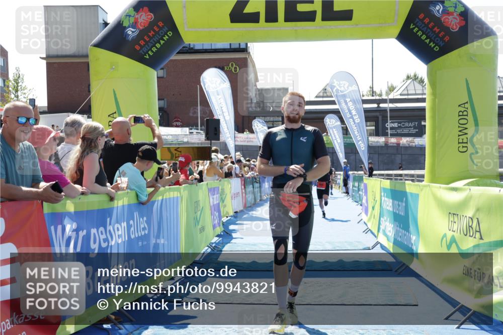 09.08.2026 - GEWOBA Citytriathlon Bremen Yannick Fuchs http://msf.ph/oto/9943821 09.08.2026 14:12:25 Ziel 545, 555, 587, 642, 763, 1126 meine-sportfotos.de