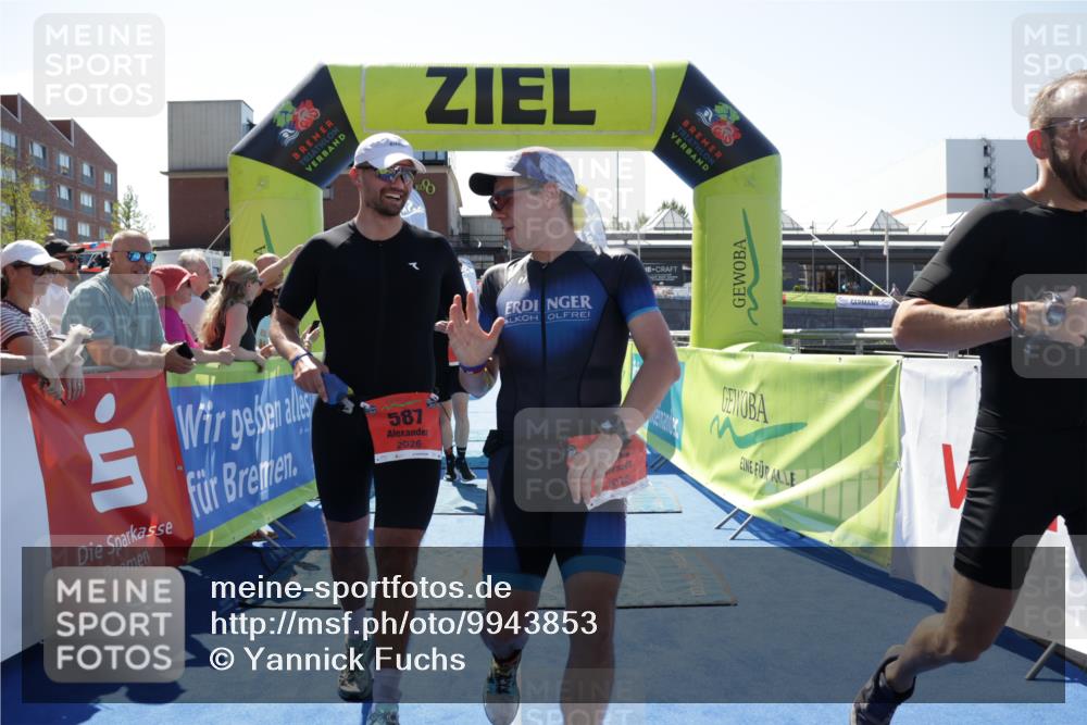 09.08.2026 - GEWOBA Citytriathlon Bremen Yannick Fuchs http://msf.ph/oto/9943853 09.08.2026 14:12:31 Ziel 555, 587, 618, 642, 763, 1126 meine-sportfotos.de