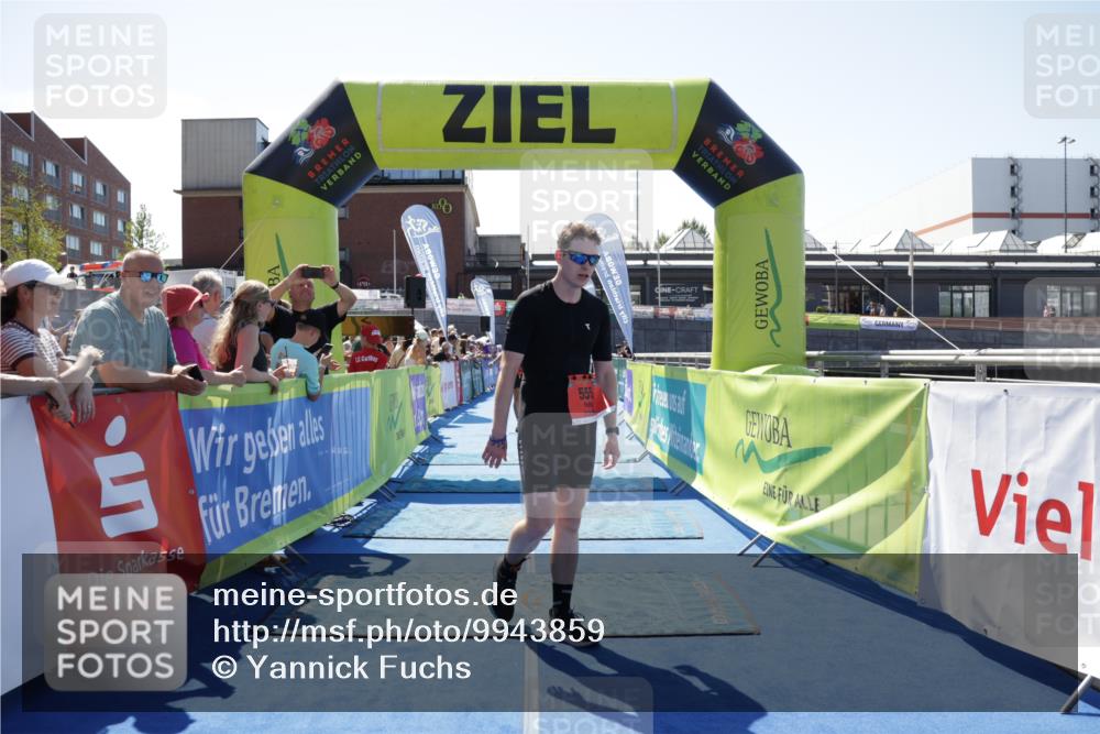09.08.2026 - GEWOBA Citytriathlon Bremen Yannick Fuchs http://msf.ph/oto/9943859 09.08.2026 14:12:33 Ziel 555, 587, 618, 680, 763, 1126 meine-sportfotos.de