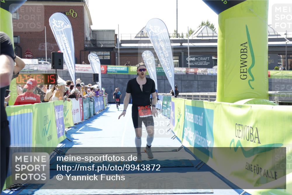 09.08.2026 - GEWOBA Citytriathlon Bremen Yannick Fuchs http://msf.ph/oto/9943872 09.08.2026 14:12:37 Ziel 618, 680 meine-sportfotos.de