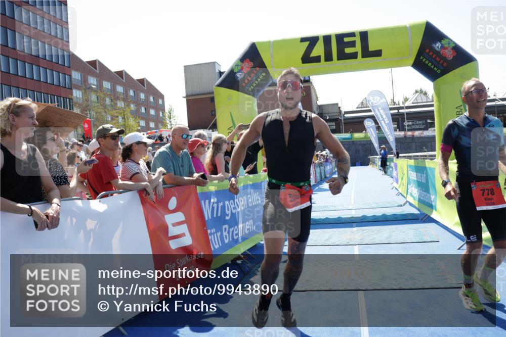 09.08.2026 - GEWOBA Citytriathlon Bremen Yannick Fuchs http://msf.ph/oto/9943890 09.08.2026 14:12:45 Ziel 698, 778 meine-sportfotos.de
