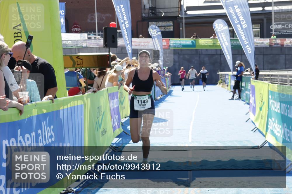 09.08.2026 - GEWOBA Citytriathlon Bremen Yannick Fuchs http://msf.ph/oto/9943912 09.08.2026 14:13:09 Ziel 1143 meine-sportfotos.de