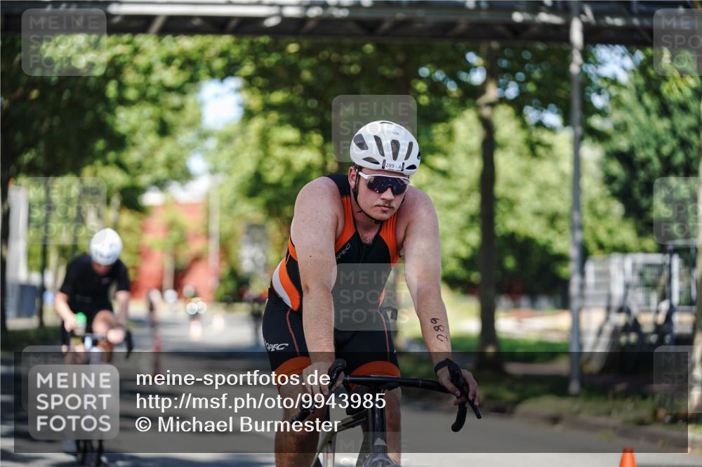 09.08.2026 - GEWOBA Citytriathlon Bremen Michael Burmester http://msf.ph/oto/9943985 09.08.2026 10:29:50 Radfahren 231, 289, 298, 312, 328, 364, 379, 388, 403, 406, 479, 528 meine-sportfotos.de