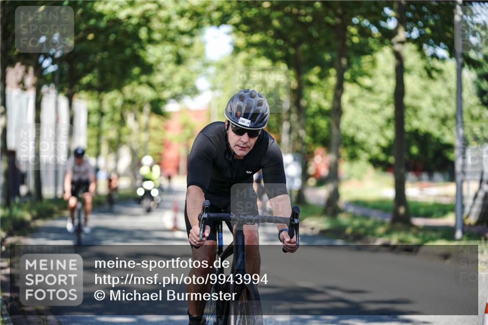 09.08.2026 - GEWOBA Citytriathlon Bremen Michael Burmester http://msf.ph/oto/9943994 09.08.2026 10:29:56 Radfahren 289, 312, 388, 403, 406, 479, 516, 528 meine-sportfotos.de