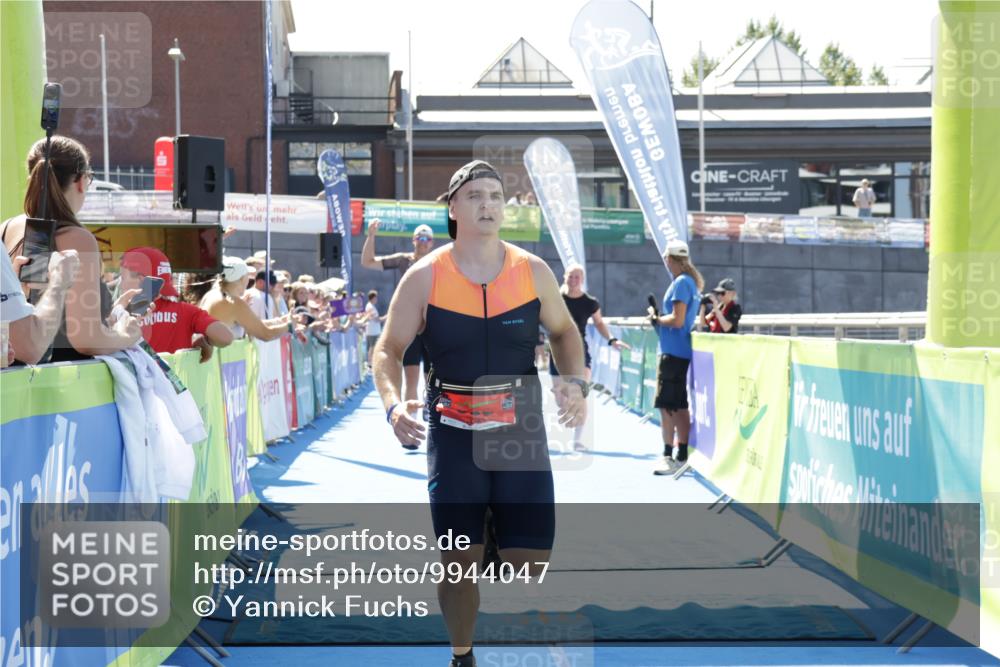 09.08.2026 - GEWOBA Citytriathlon Bremen Yannick Fuchs http://msf.ph/oto/9944047 09.08.2026 14:14:05 Ziel 597, 607, 1145 meine-sportfotos.de