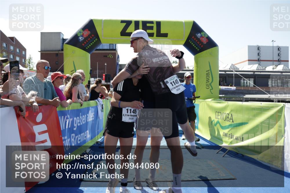 09.08.2026 - GEWOBA Citytriathlon Bremen Yannick Fuchs http://msf.ph/oto/9944080 09.08.2026 14:14:13 Ziel 1130 meine-sportfotos.de
