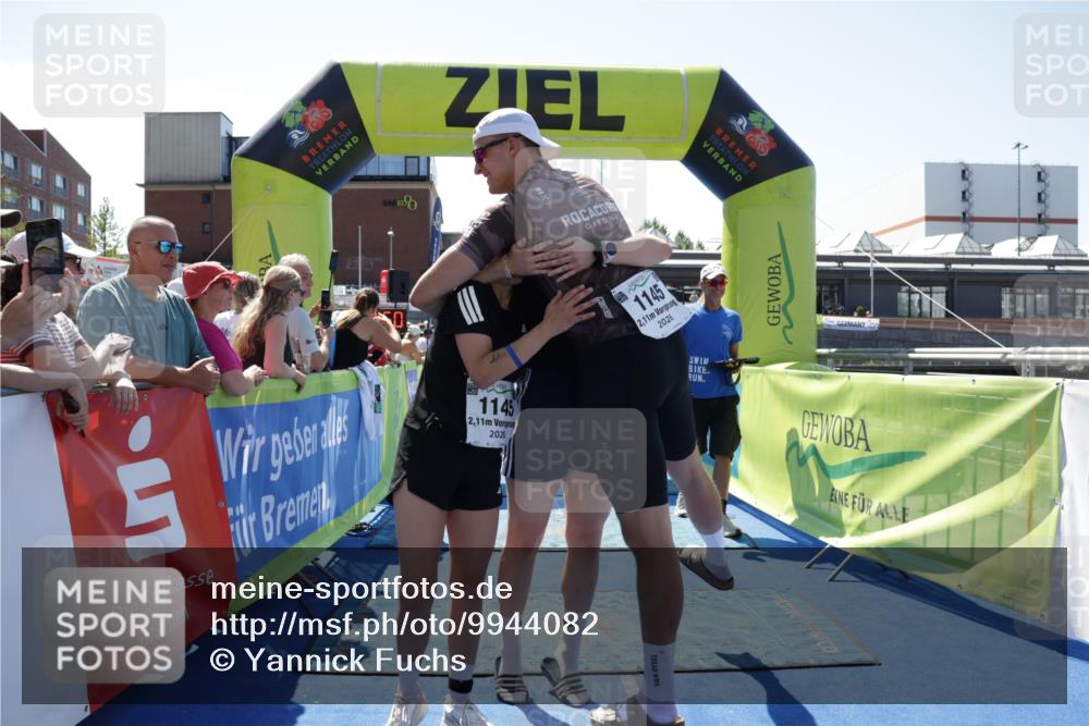 09.08.2026 - GEWOBA Citytriathlon Bremen Yannick Fuchs http://msf.ph/oto/9944082 09.08.2026 14:14:13 Ziel 1130 meine-sportfotos.de