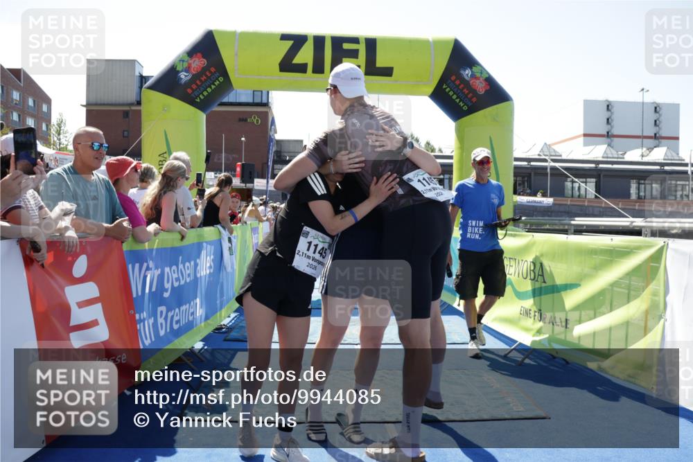 09.08.2026 - GEWOBA Citytriathlon Bremen Yannick Fuchs http://msf.ph/oto/9944085 09.08.2026 14:14:13 Ziel 1130 meine-sportfotos.de