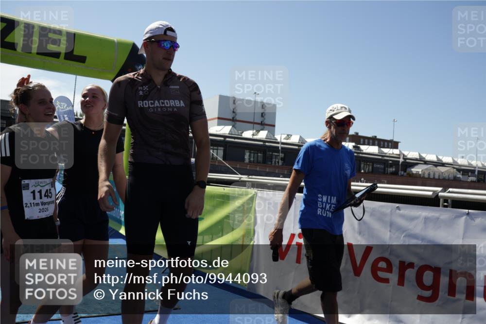 09.08.2026 - GEWOBA Citytriathlon Bremen Yannick Fuchs http://msf.ph/oto/9944093 09.08.2026 14:14:16 Ziel 759, 1130 meine-sportfotos.de