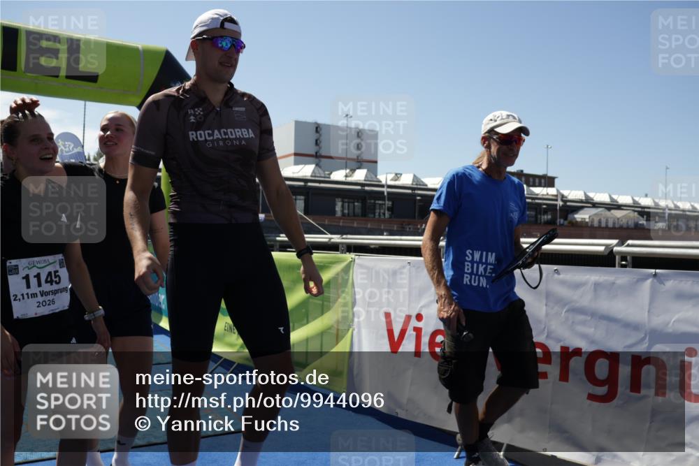 09.08.2026 - GEWOBA Citytriathlon Bremen Yannick Fuchs http://msf.ph/oto/9944096 09.08.2026 14:14:16 Ziel 759, 1130 meine-sportfotos.de