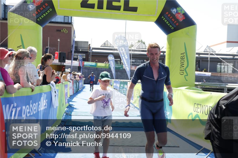 09.08.2026 - GEWOBA Citytriathlon Bremen Yannick Fuchs http://msf.ph/oto/9944109 09.08.2026 14:14:21 Ziel 759, 862, 1130 meine-sportfotos.de