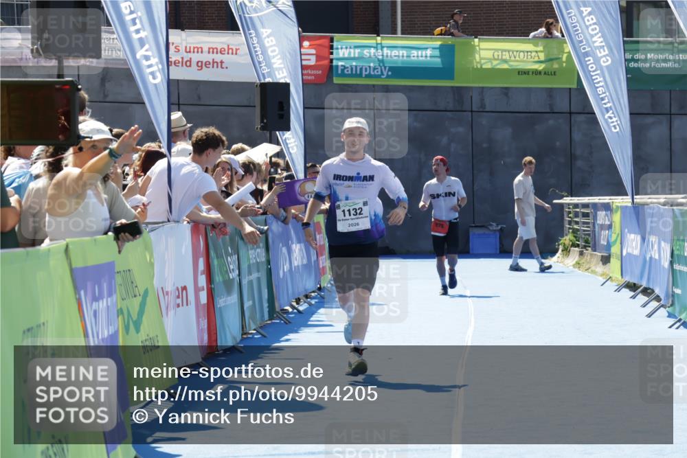 09.08.2026 - GEWOBA Citytriathlon Bremen Yannick Fuchs http://msf.ph/oto/9944205 09.08.2026 14:15:46 Ziel 1132 meine-sportfotos.de
