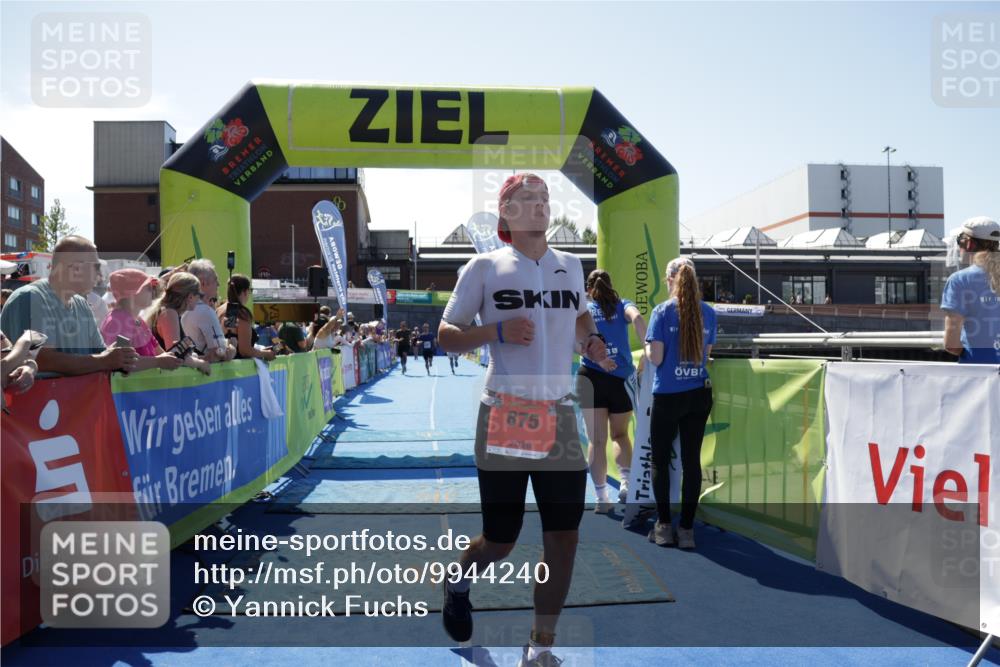 09.08.2026 - GEWOBA Citytriathlon Bremen Yannick Fuchs http://msf.ph/oto/9944240 09.08.2026 14:15:57 Ziel 875, 1123 meine-sportfotos.de