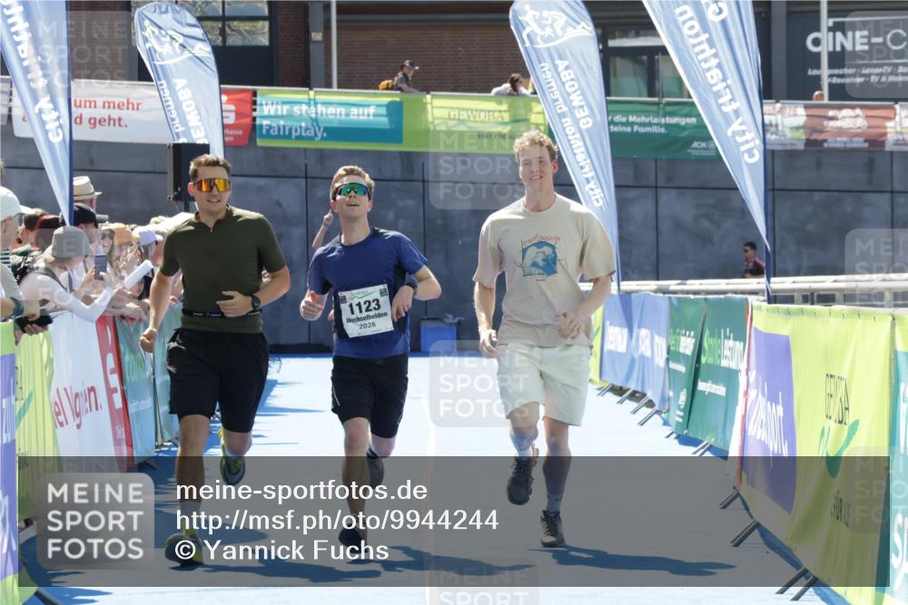 09.08.2026 - GEWOBA Citytriathlon Bremen Yannick Fuchs http://msf.ph/oto/9944244 09.08.2026 14:15:59 Ziel 875, 1123 meine-sportfotos.de