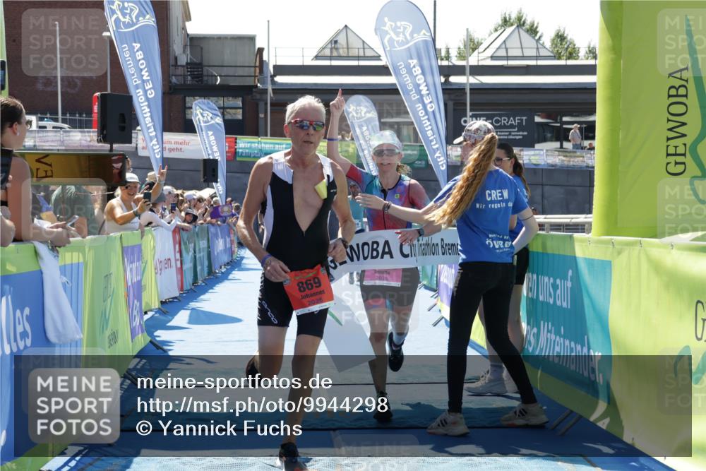 09.08.2026 - GEWOBA Citytriathlon Bremen Yannick Fuchs http://msf.ph/oto/9944298 09.08.2026 14:16:09 Ziel 639, 869, 1016, 1016, 1118 meine-sportfotos.de