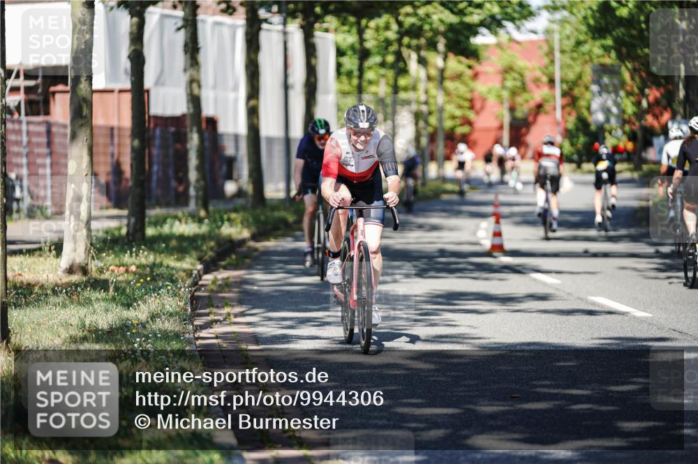 09.08.2026 - GEWOBA Citytriathlon Bremen Michael Burmester http://msf.ph/oto/9944306 09.08.2026 10:32:42 Radfahren 7, 39, 131, 303, 305, 324, 330, 374, 385, 452, 515 meine-sportfotos.de