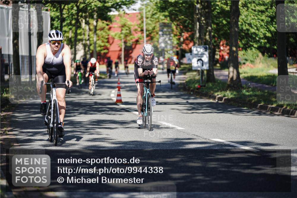 09.08.2026 - GEWOBA Citytriathlon Bremen Michael Burmester http://msf.ph/oto/9944338 09.08.2026 10:32:49 Radfahren 7, 303, 305, 324, 330, 370, 374, 452, 503, 508, 515, 526 meine-sportfotos.de