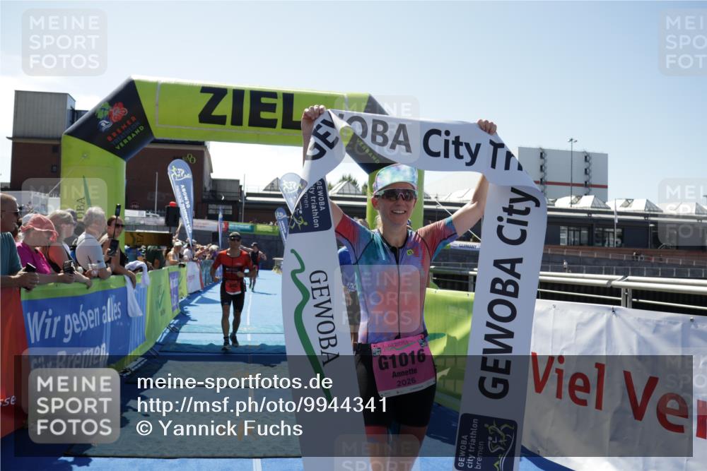 09.08.2026 - GEWOBA Citytriathlon Bremen Yannick Fuchs http://msf.ph/oto/9944341 09.08.2026 14:16:24 Ziel 547, 846, 880 meine-sportfotos.de