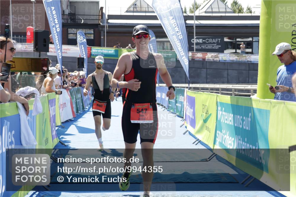 09.08.2026 - GEWOBA Citytriathlon Bremen Yannick Fuchs http://msf.ph/oto/9944355 09.08.2026 14:16:28 Ziel 547, 816, 846, 880, 901 meine-sportfotos.de
