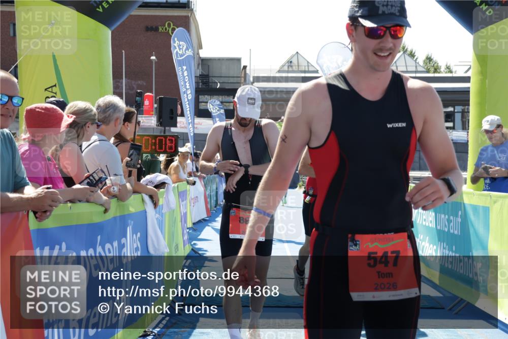 09.08.2026 - GEWOBA Citytriathlon Bremen Yannick Fuchs http://msf.ph/oto/9944368 09.08.2026 14:16:30 Ziel 547, 816, 880, 901 meine-sportfotos.de