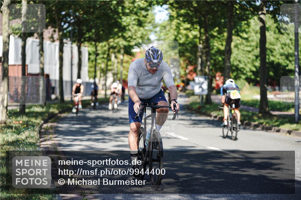 09.08.2026 - GEWOBA Citytriathlon Bremen Michael Burmester http://msf.ph/oto/9944400 09.08.2026 10:33:04 Radfahren 1, 63, 83, 103, 173, 302, 353, 370, 413, 419, 453, 457, 483, 486, 493, 503, 526 meine-sportfotos.de
